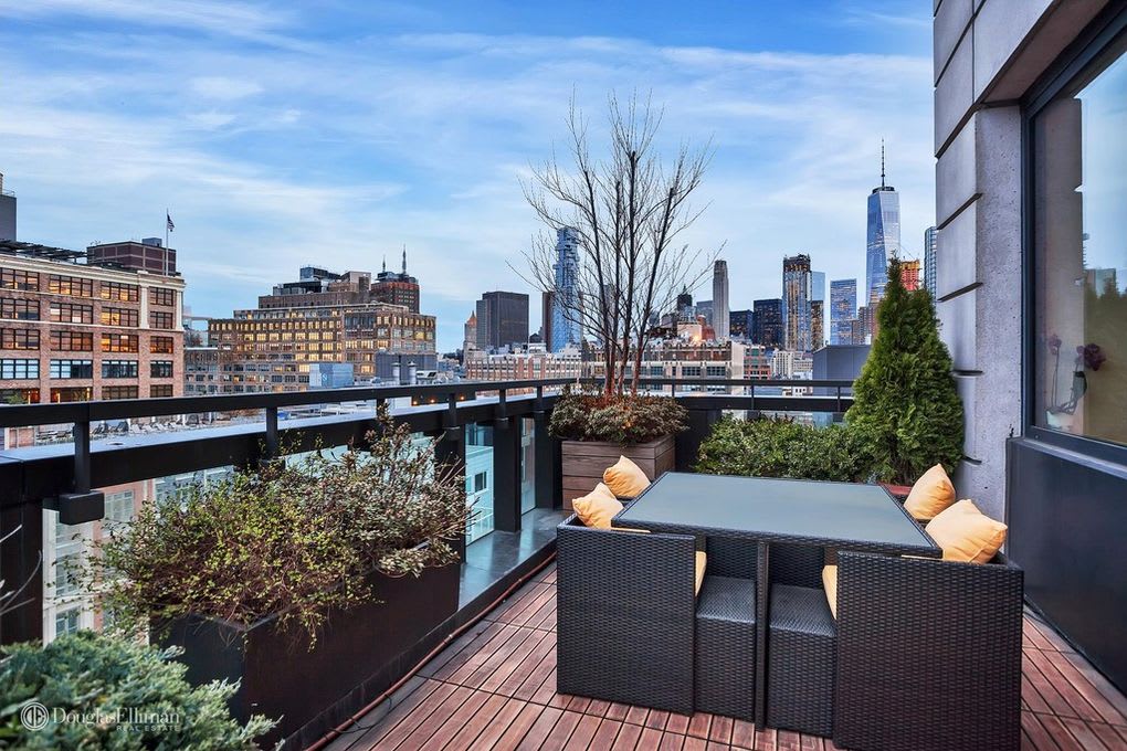 505 Greenwich St, PH D