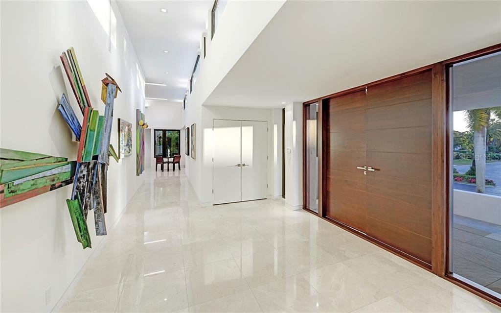 1580 Harbor Cay Lane