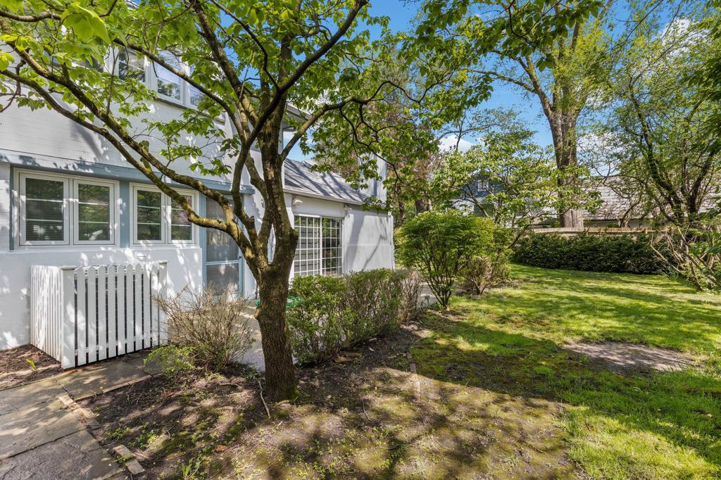 1628 W Old Mill Road