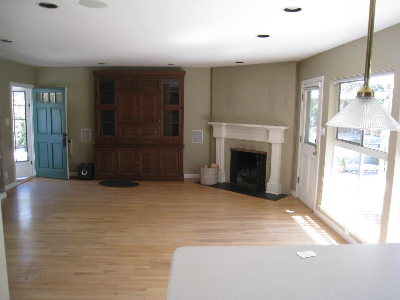 528 Apple Grove Ln