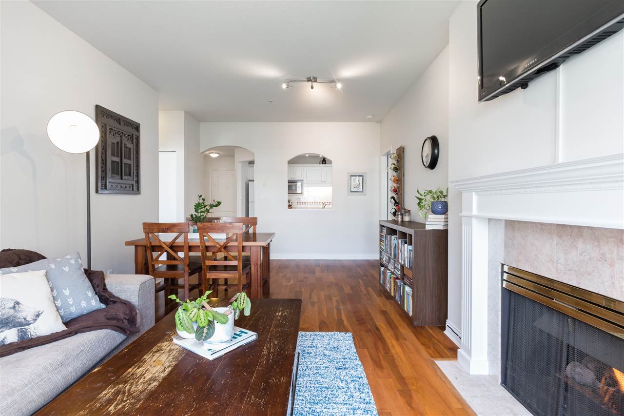 309-5735 Hampton Pl