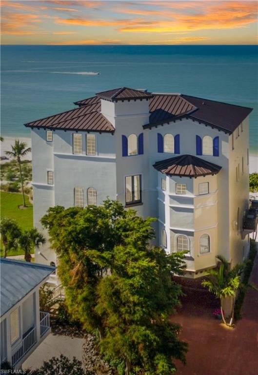 110 Guadeloupe LN