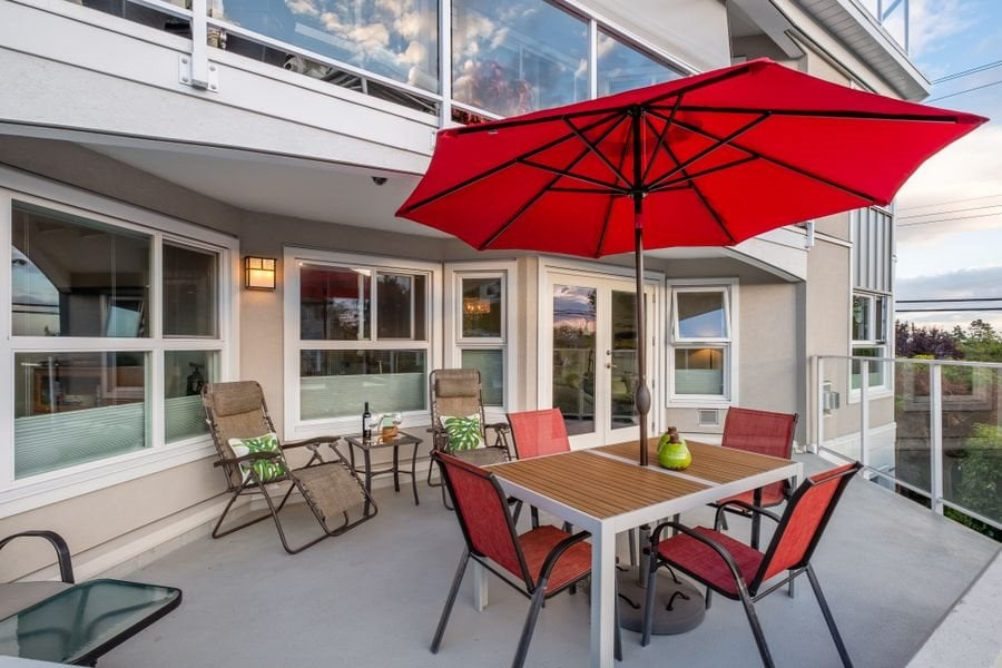 204-15367 Buena Vista Ave