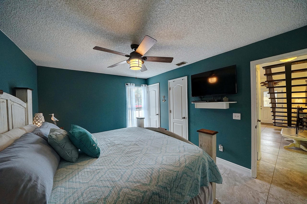 17462 FRONT BEACH Unit 52D