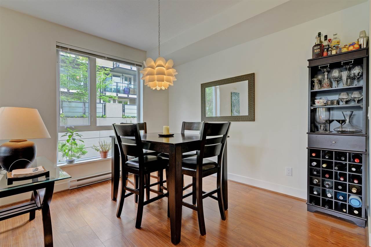 124-735 W 15th St