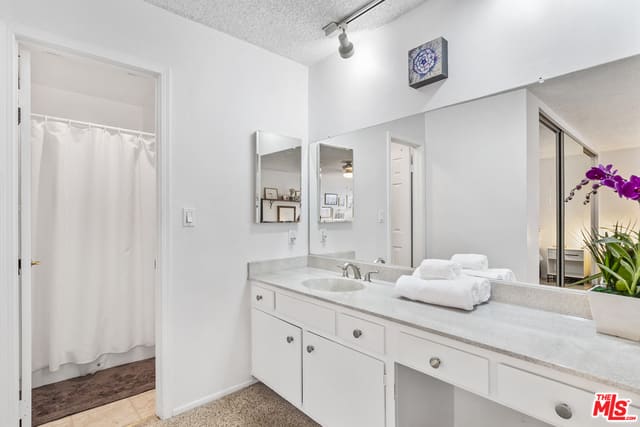 1337 Berkeley St, #4