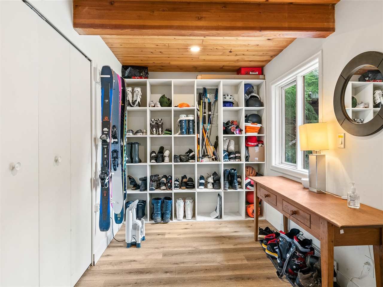 8636 Lakewood Ct