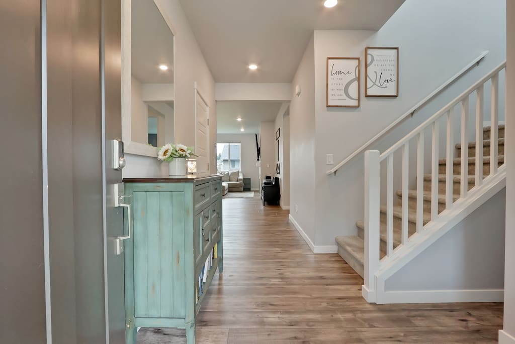 KB Home Resale in Falling Water