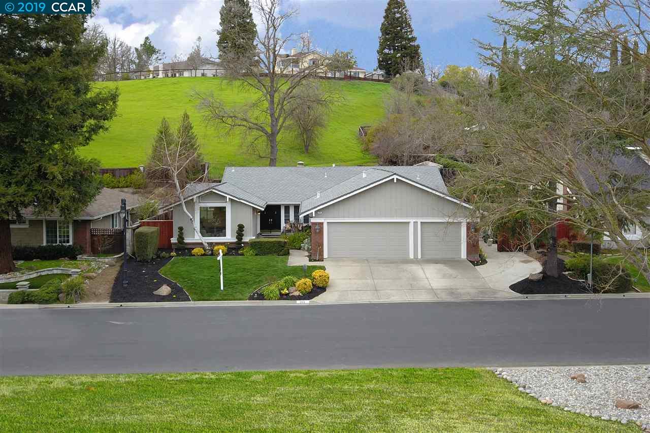 649 Adobe Dr