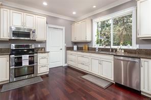 2140 Gourman Pl