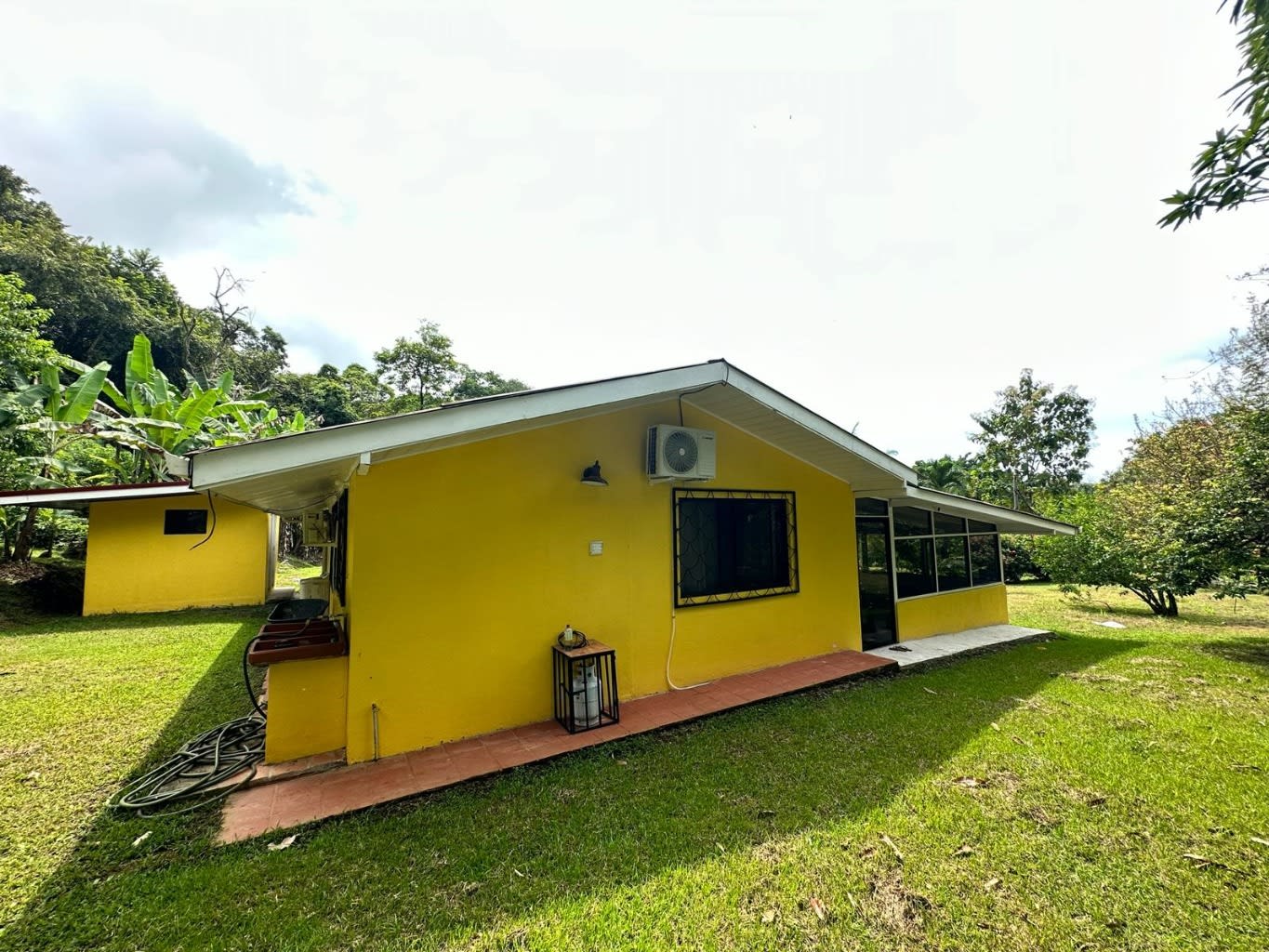 Matapalo Two-Unit Home Property