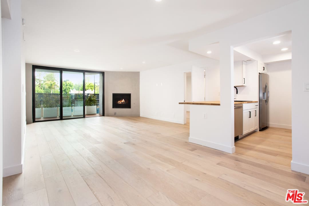 8145 Redlands St, #105