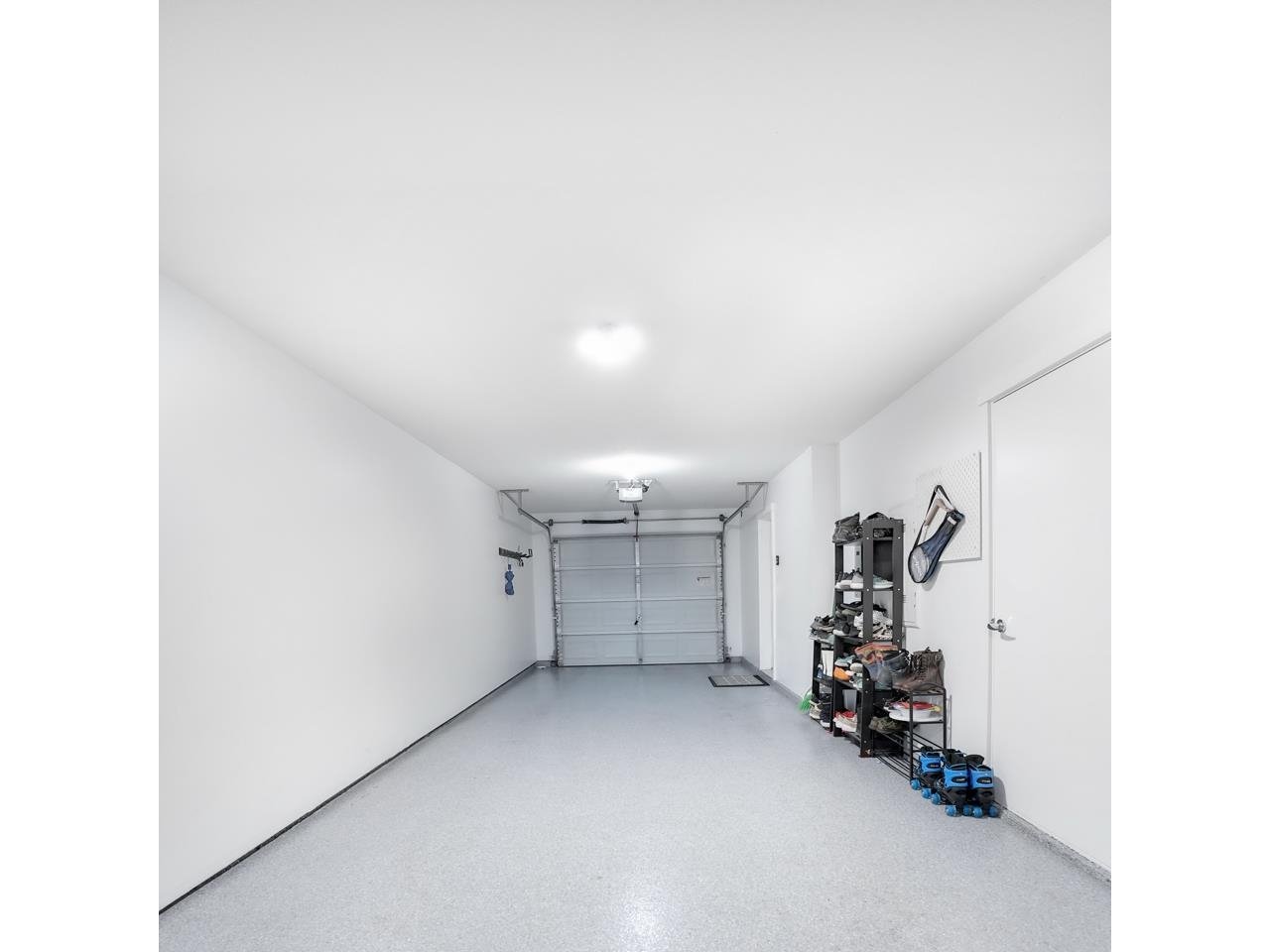 87-7938 209 St