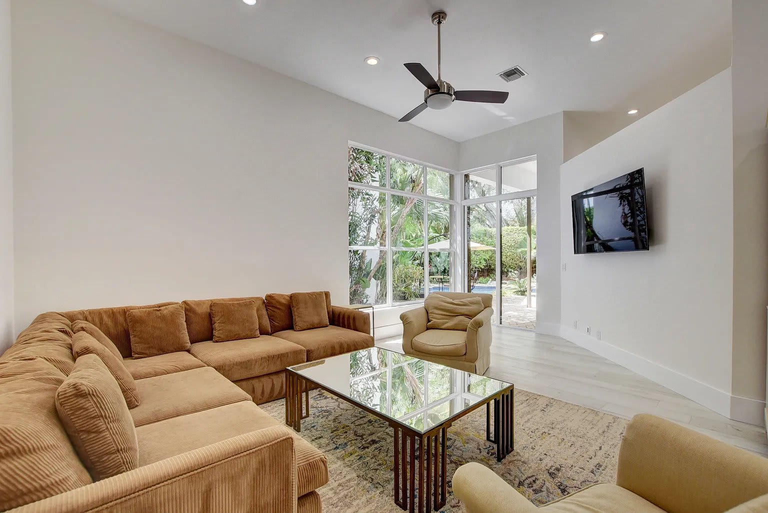 6325 NW 25th Wy