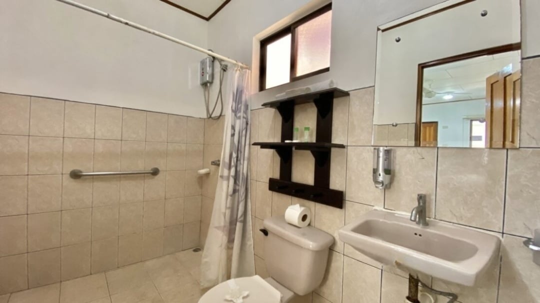 Large Multi Family Home, Jaco, Puntarenas