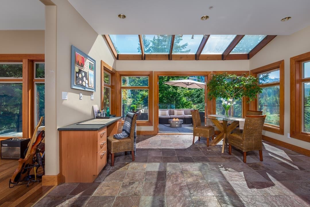 4-40781 Thunderbird Ridge