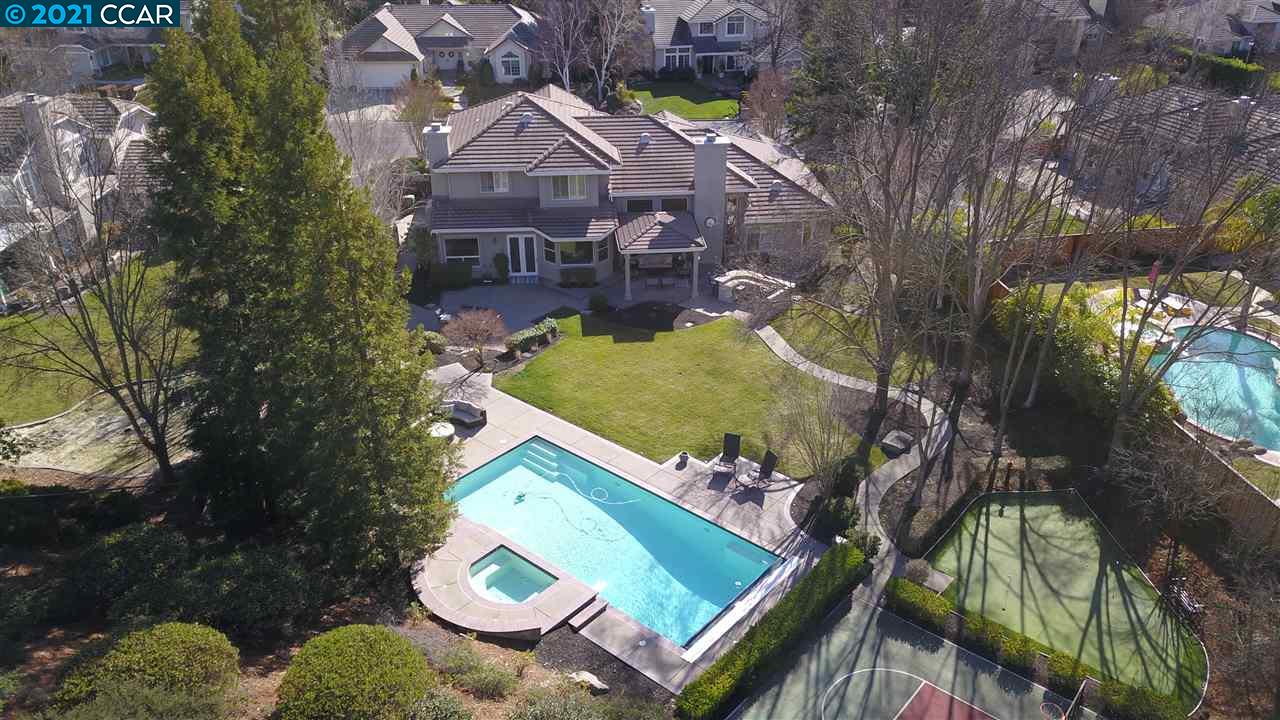 88 Tuscany Way