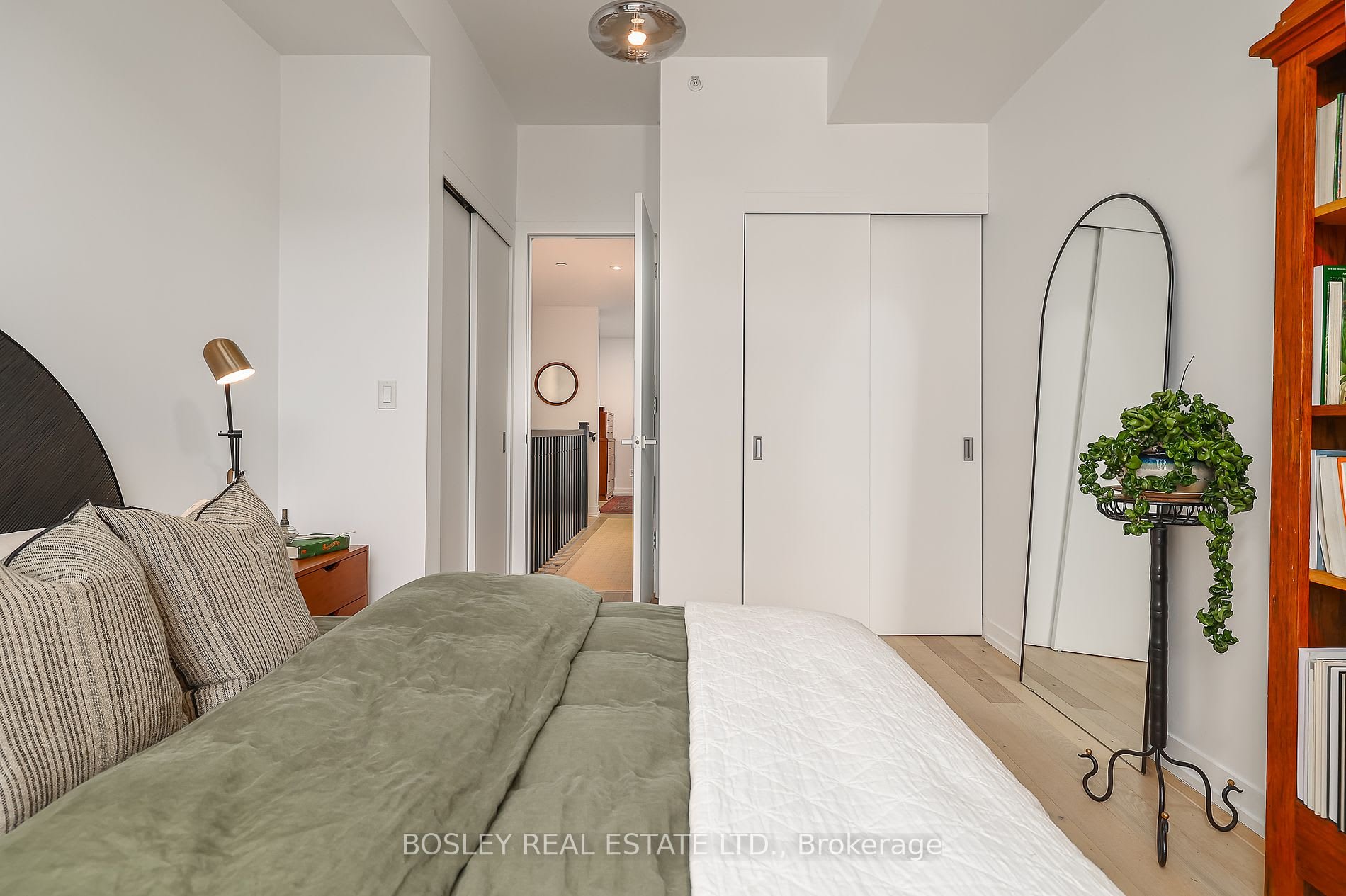 35 Wabash Ave 106