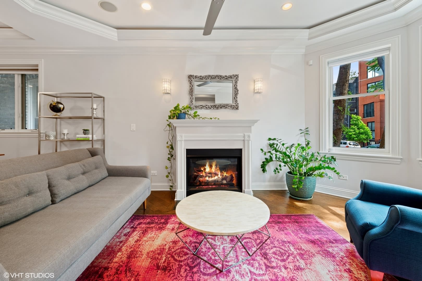 820 N Hermitage
