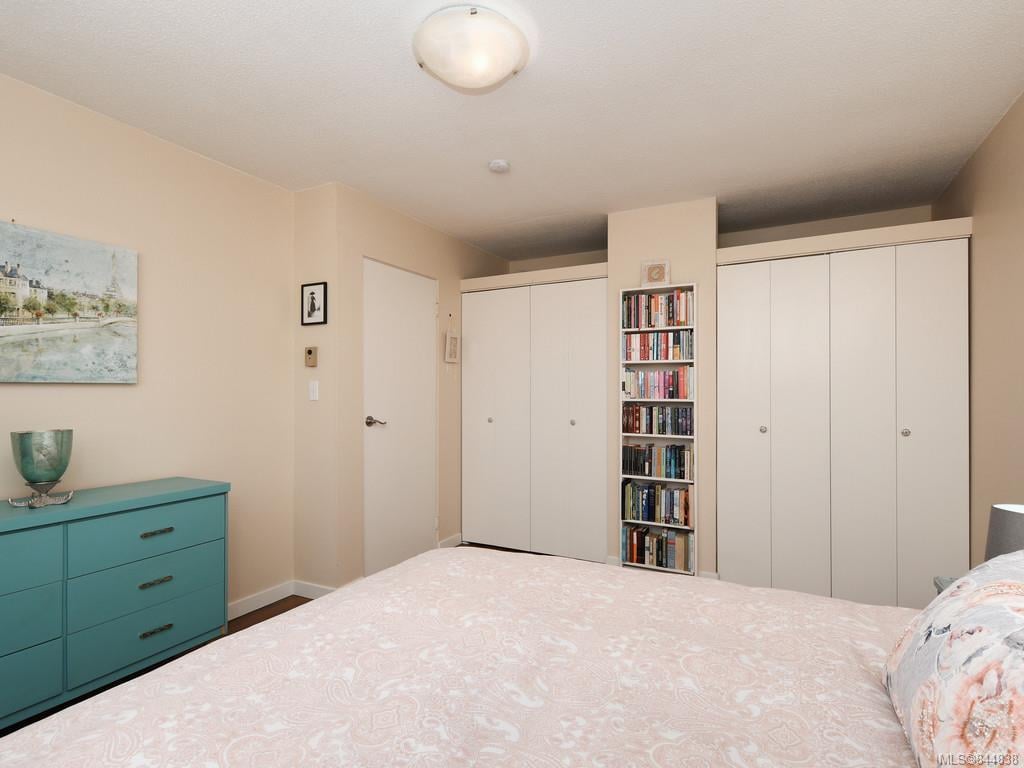 3-10070 Fifth St, Sidney