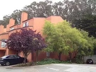 137 Lake Merced Blvd
