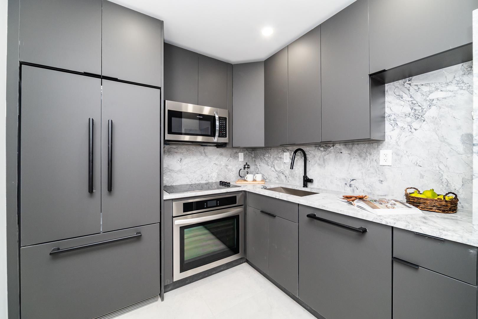 266 East 78th Street, Apt 3