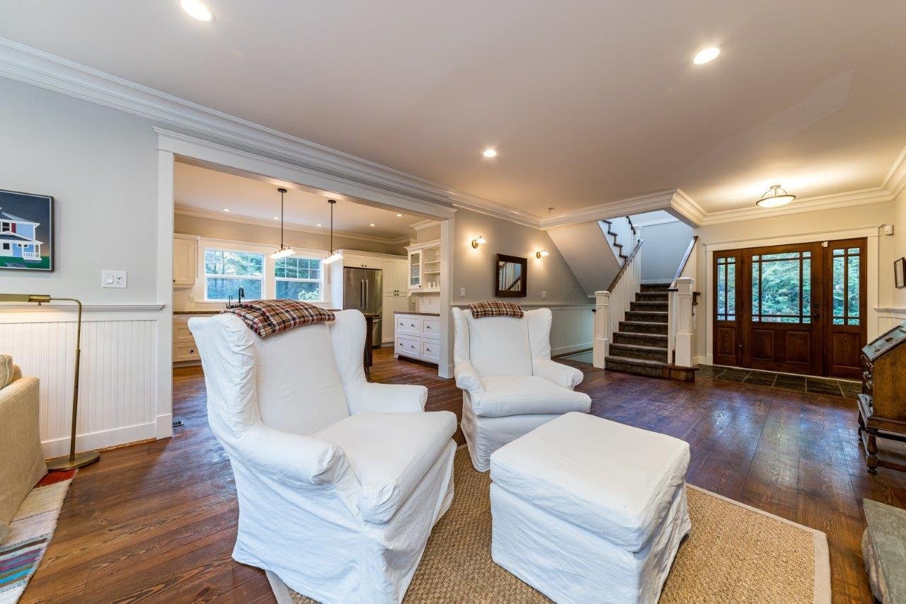 347 Salal Rd
