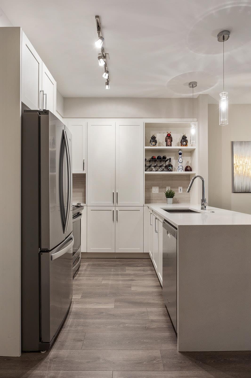 E106-20211 66 Ave