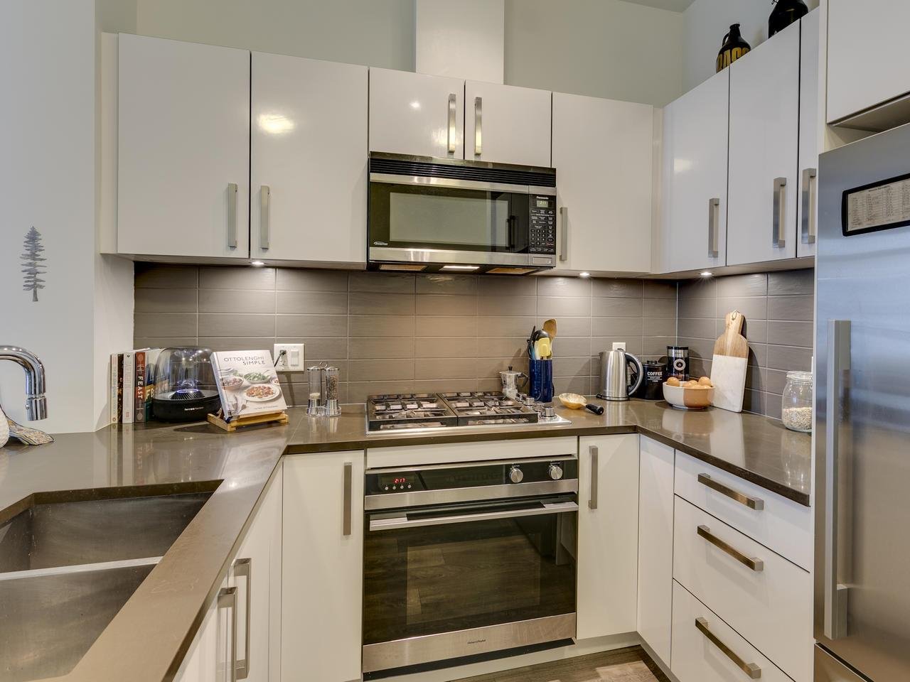 307-105 W 2nd St