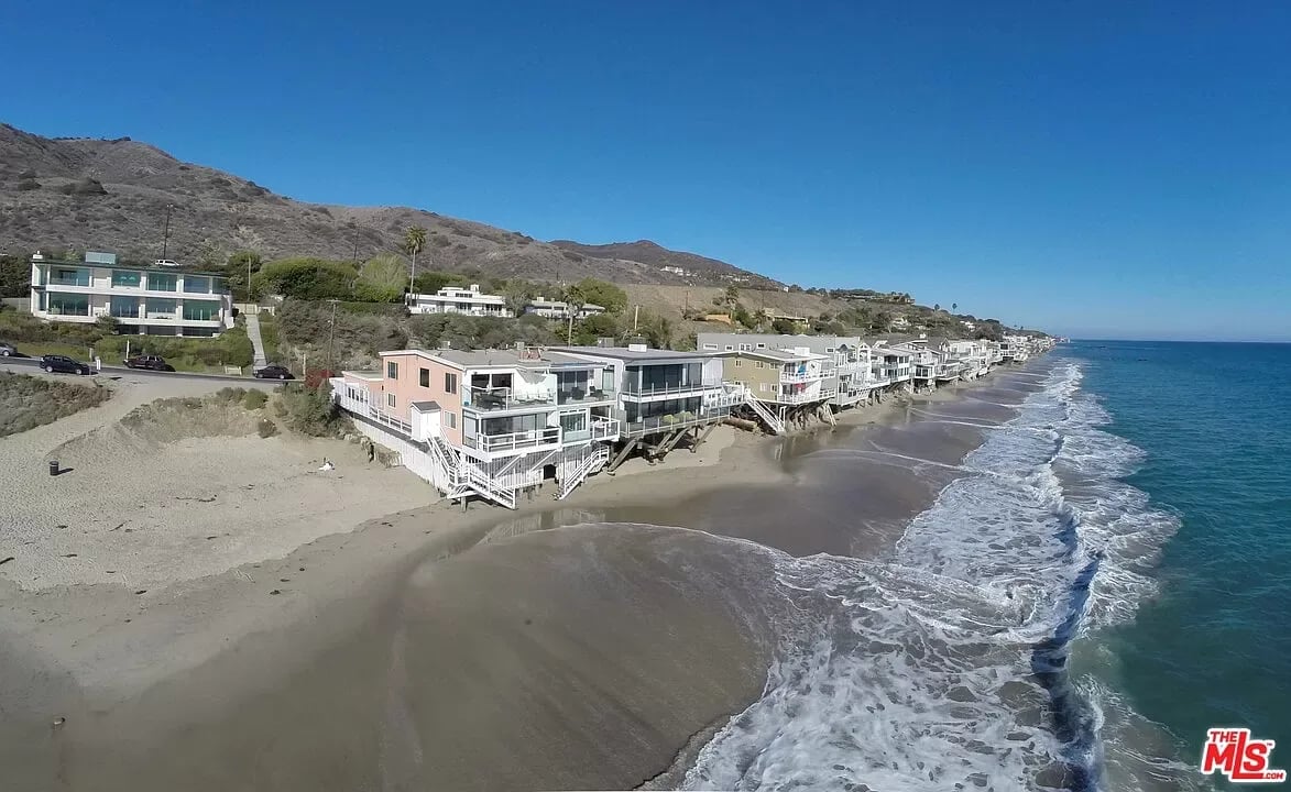 25444 Malibu Rd