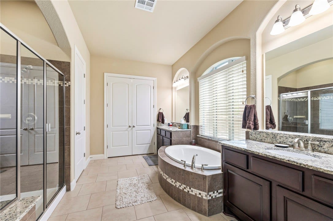 12224 Lostwood Cir