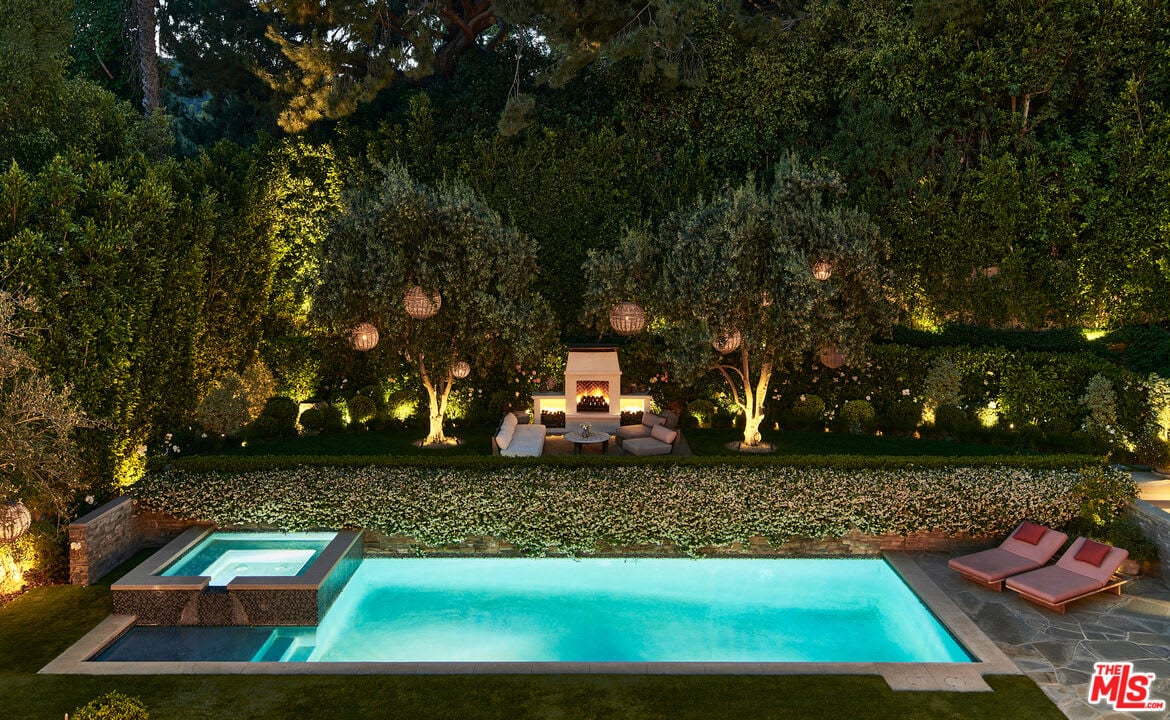 Tranquil Chateau