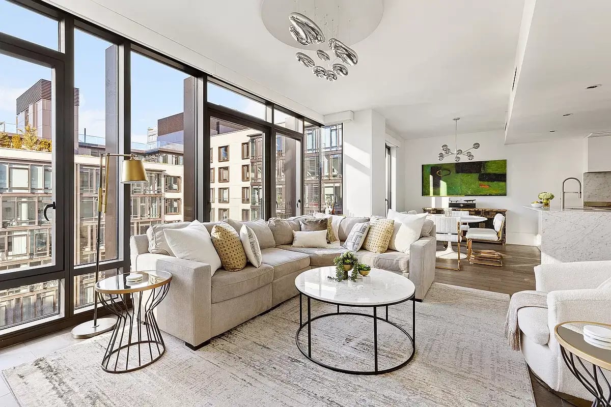 429 Kent Avenue Unit: D719