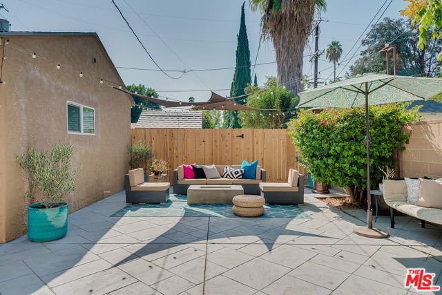 Adorable Cottage in Sherman Oaks for lease