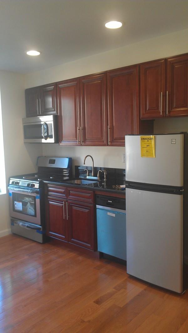 226 East 7th Street, Apt 2B