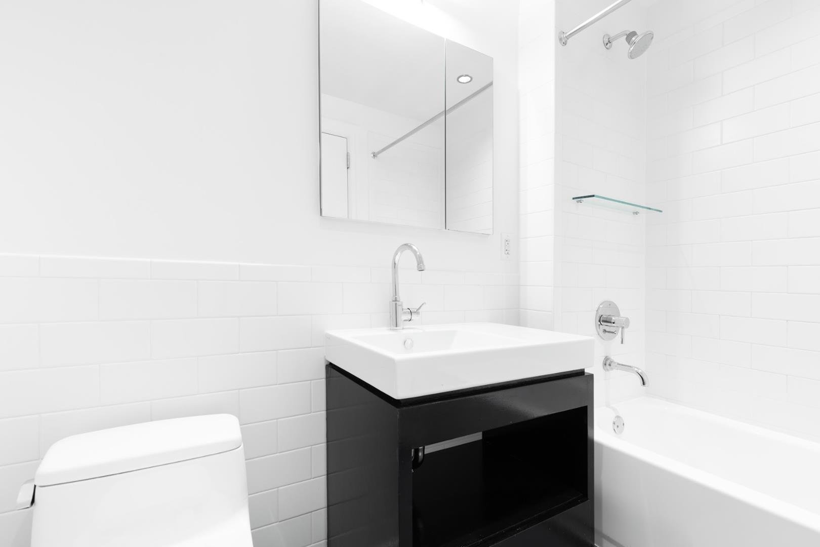 554 West 54th Street, Apt PH-E
