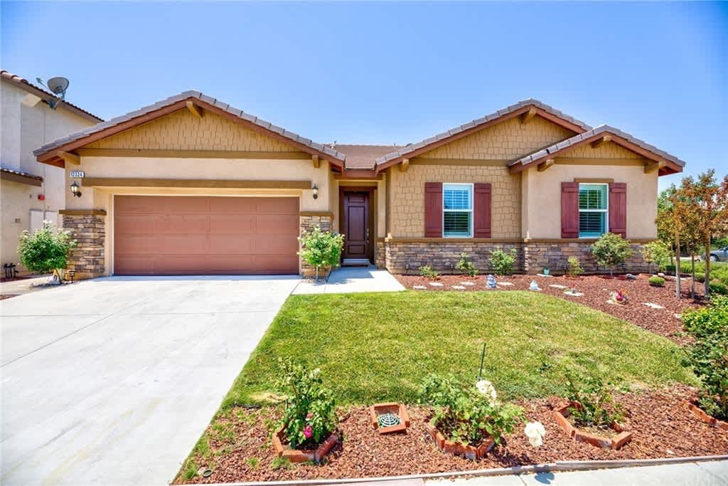 12324 Grey Owl Way
