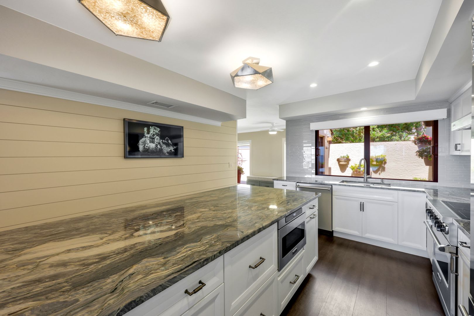5018 Harbortown Lane