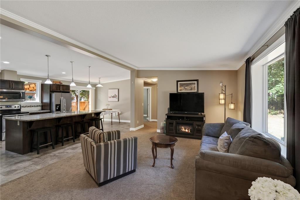 2550 Sooke River Rd