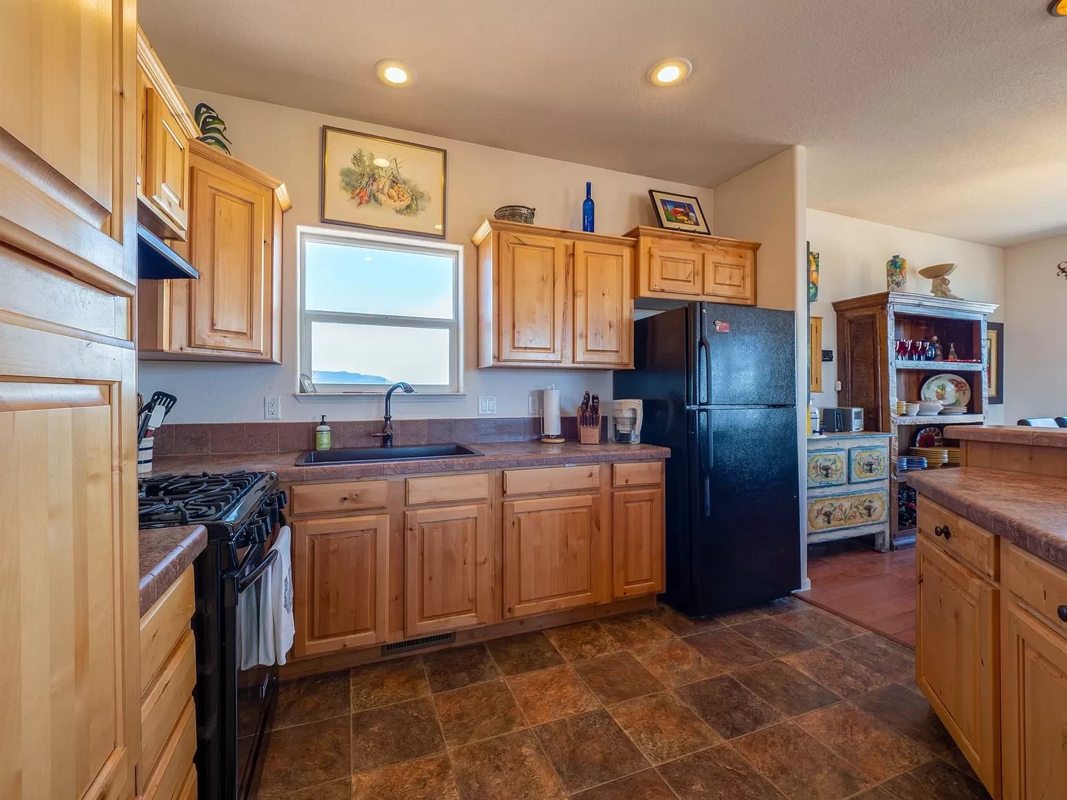  351 Red Rock Rd