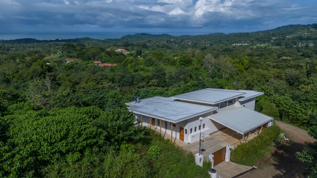 MarMistique Haven, Modern Tropical Home with Panoramic Ocean Views!