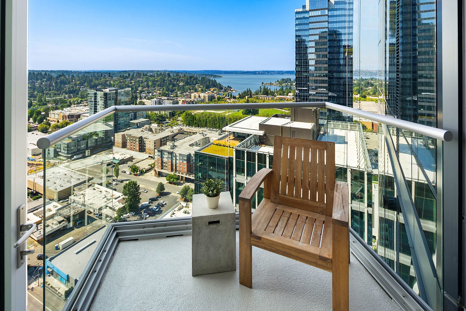 500 106th Ave NE, Unit 2911