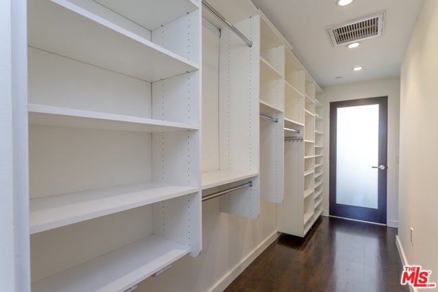 125 Pacific St #3