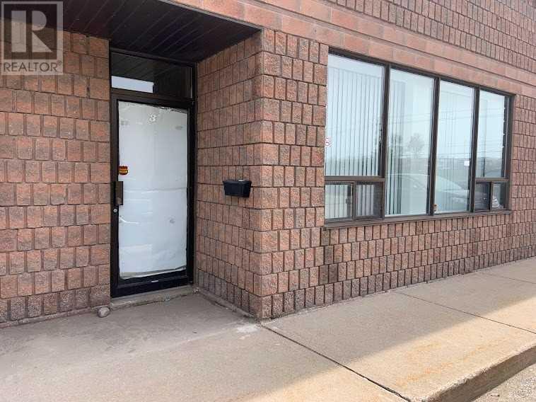 25 Saunders Rd, Unit 3
