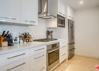 507 Orlando Ave, Unit 301