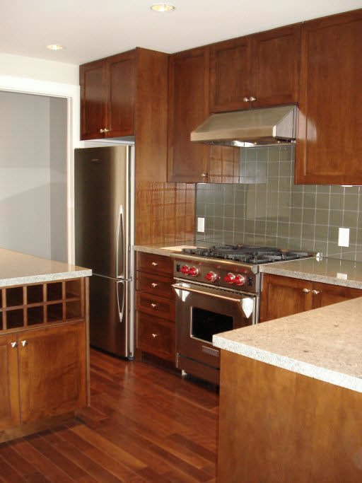 306-1477 W 15th Ave