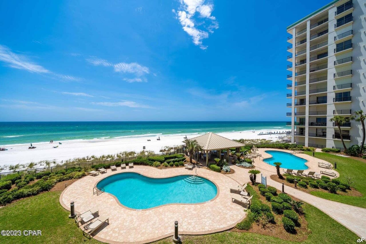 6323 THOMAS Drive Unit 802A