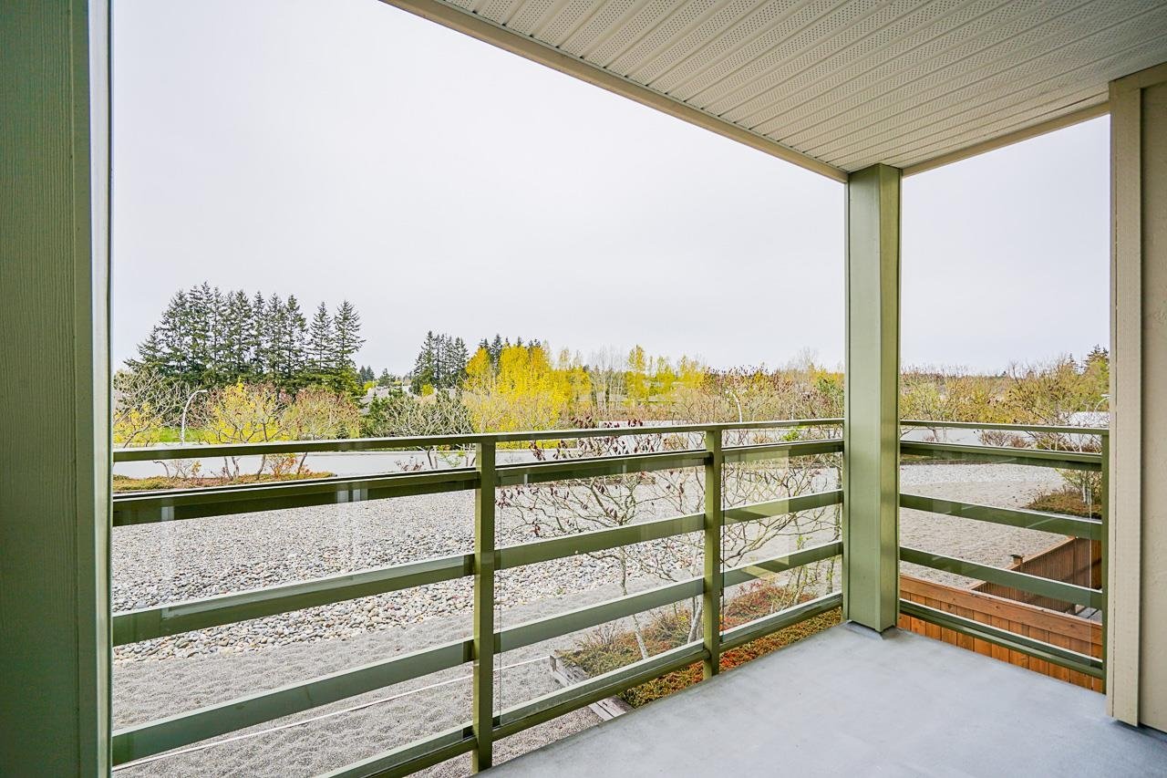 308-15735 Croydon Dr
