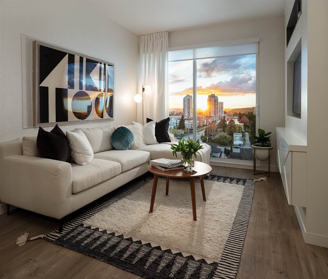 307-707 Como Lake Ave