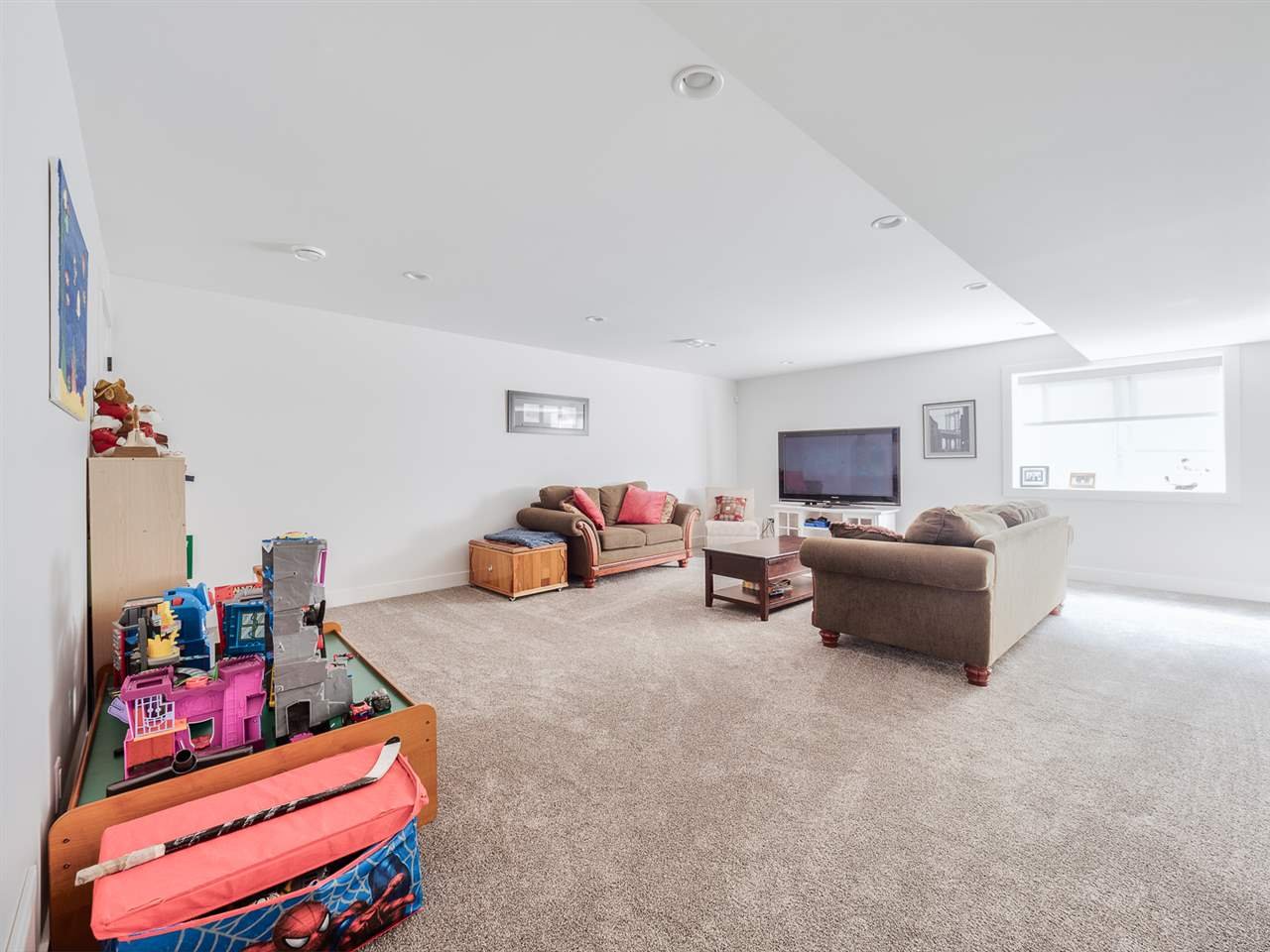 51044 Zander Pl